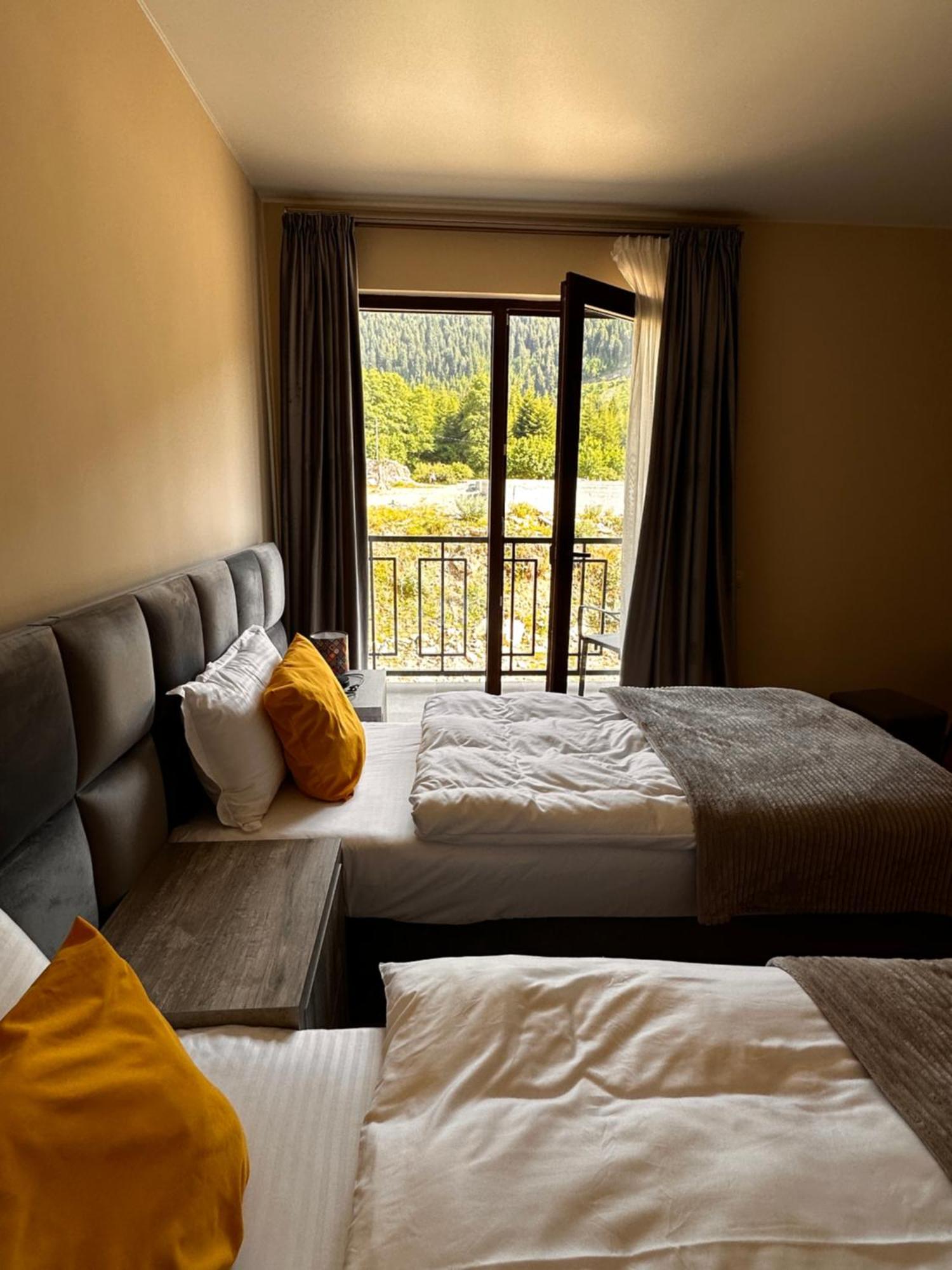 Hotel "Panorama" Kakhri à Mestia Extérieur photo