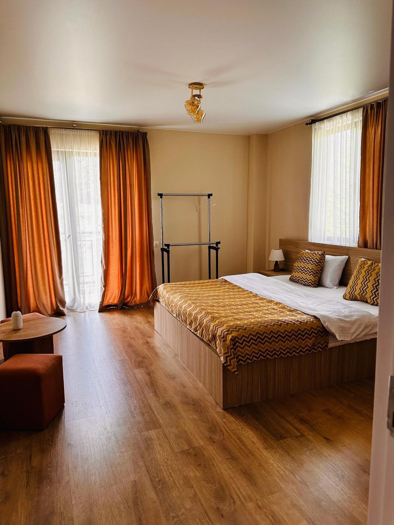 Hotel "Panorama" Kakhri à Mestia Extérieur photo